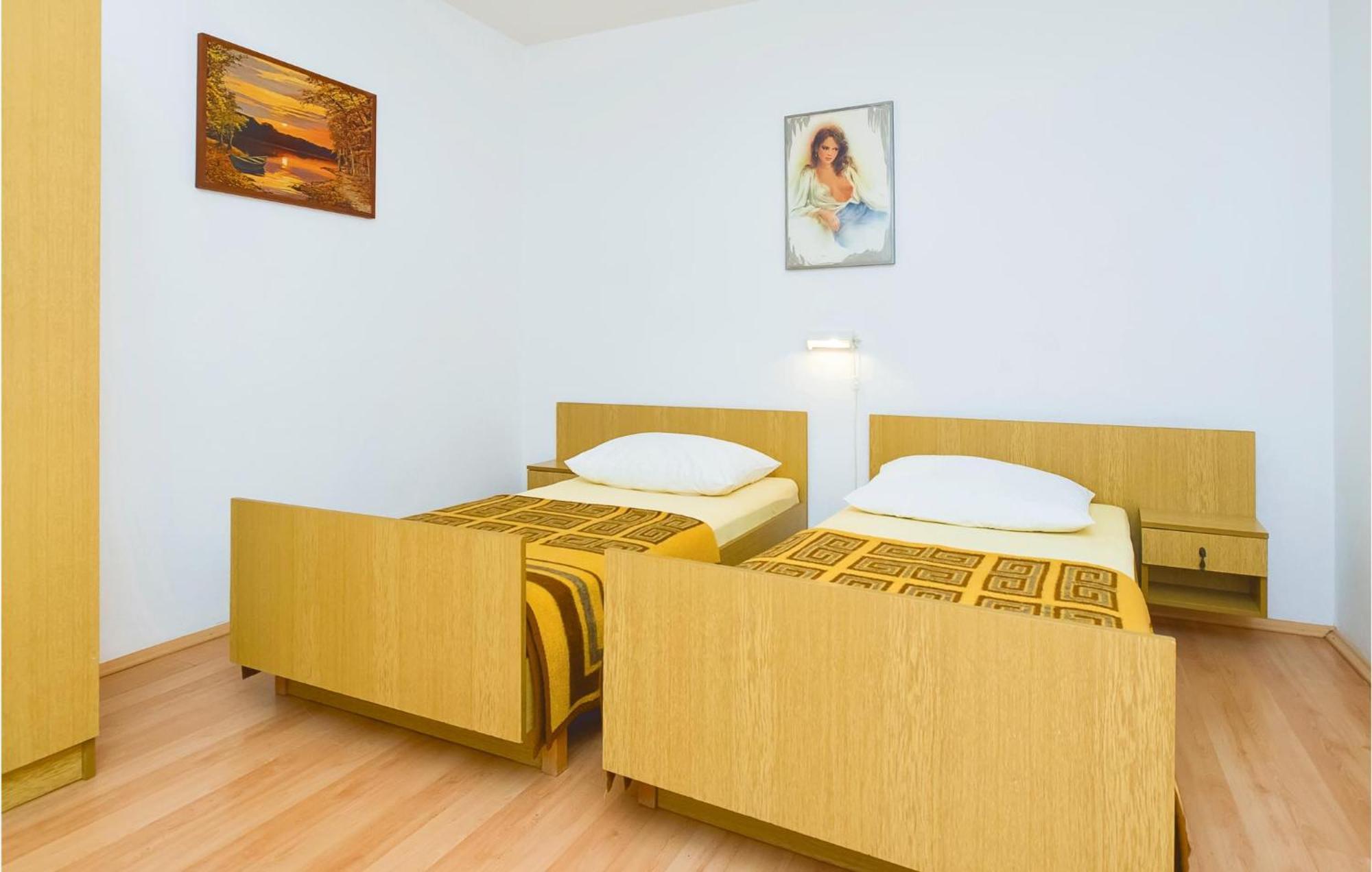 Beautiful Apartment In Omis With Wifi Dış mekan fotoğraf