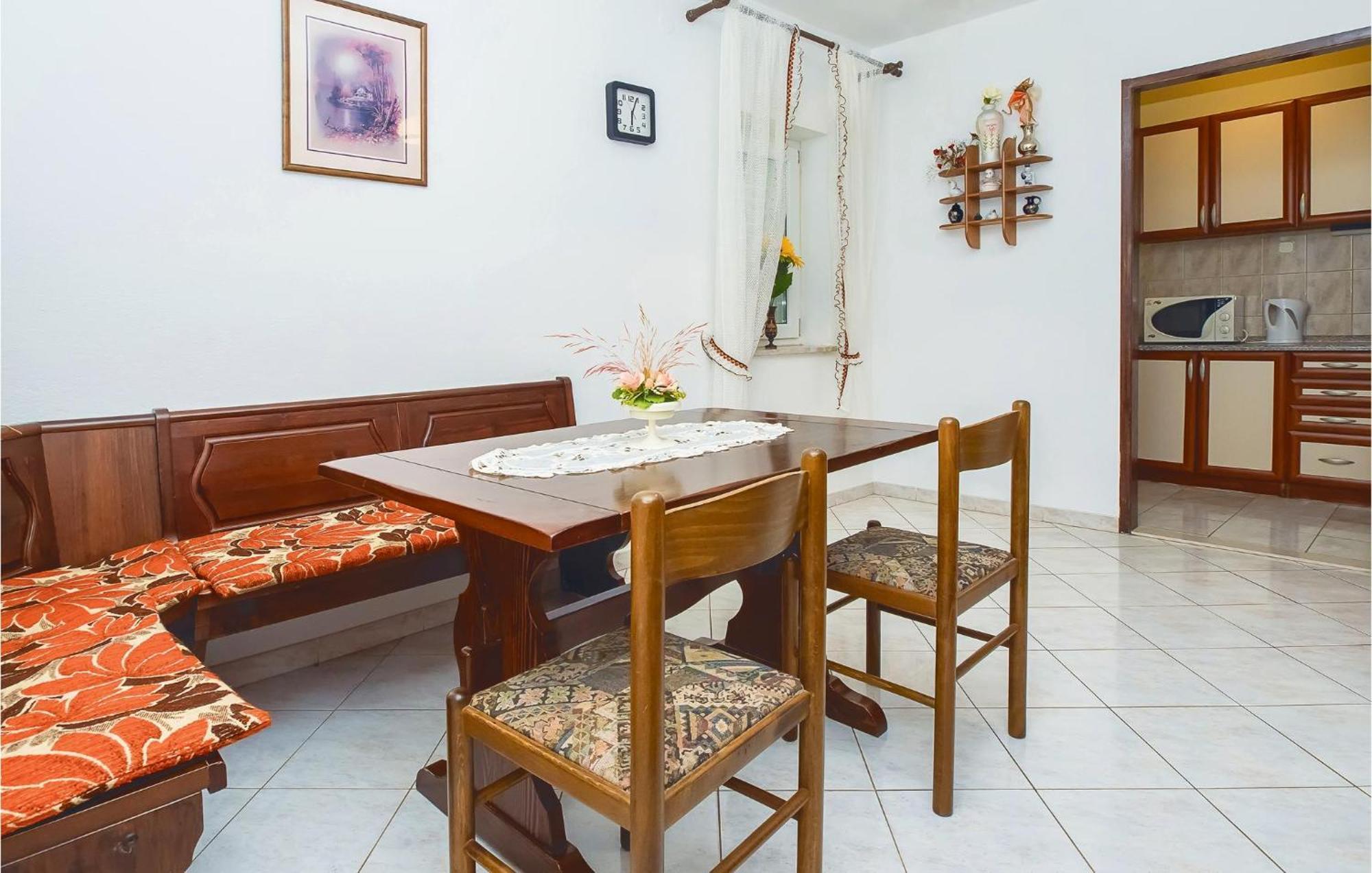 Beautiful Apartment In Omis With Wifi Dış mekan fotoğraf