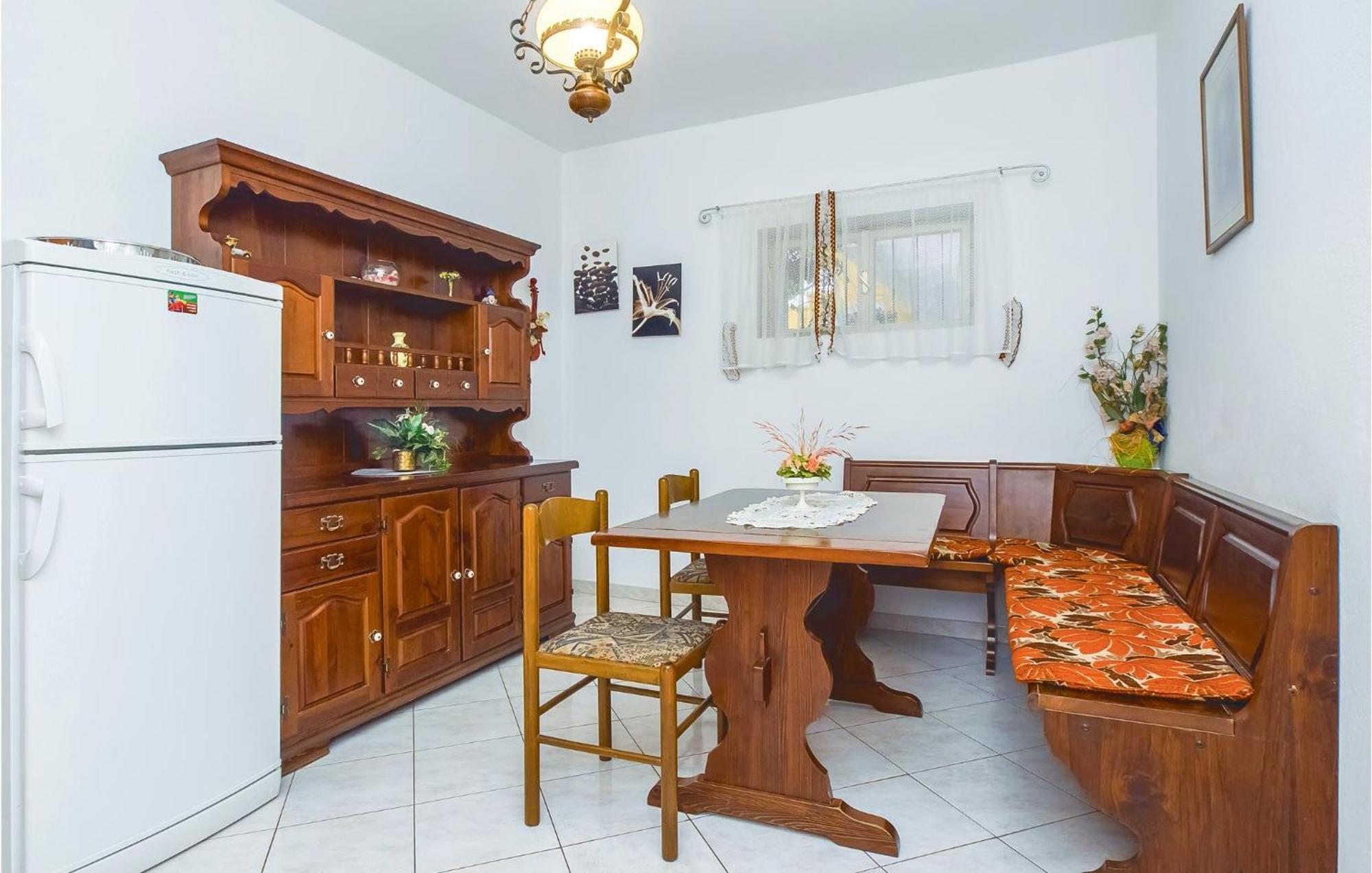 Beautiful Apartment In Omis With Wifi Dış mekan fotoğraf