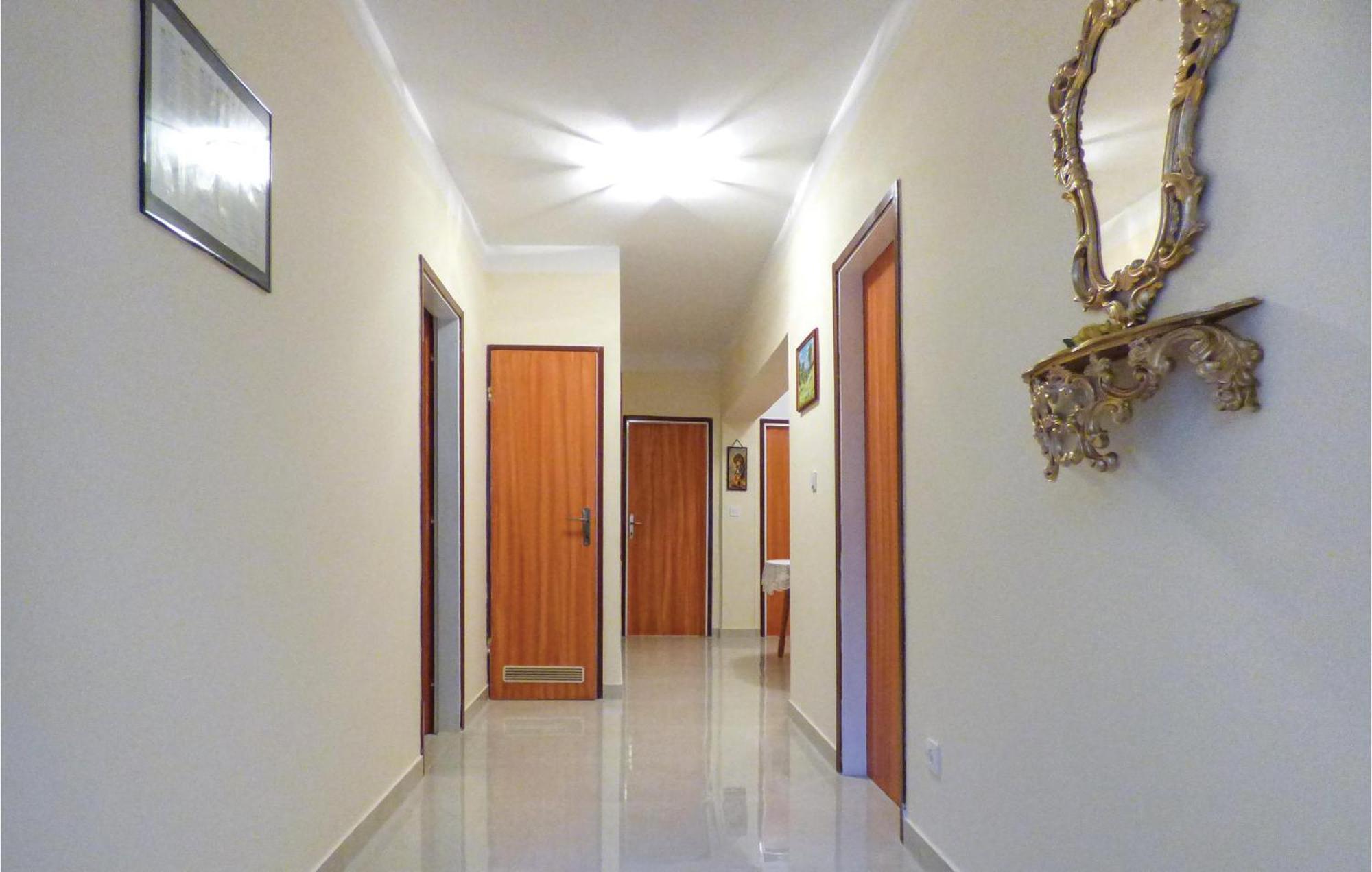 Beautiful Apartment In Omis With Wifi Dış mekan fotoğraf